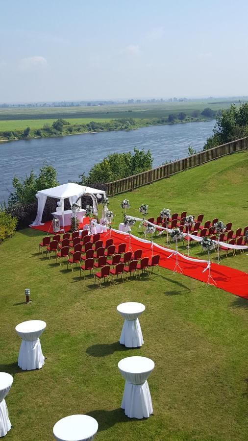 Hotel Nad Wisla Tczew Bagian luar foto