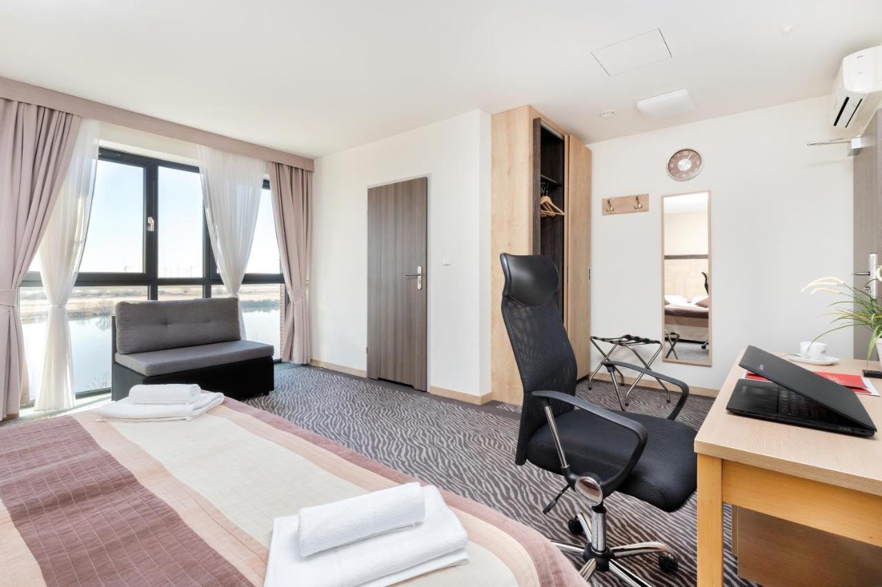 Hotel Nad Wisla Tczew Bagian luar foto